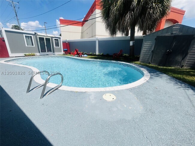 Foto del edificio - 131 NW 57th St