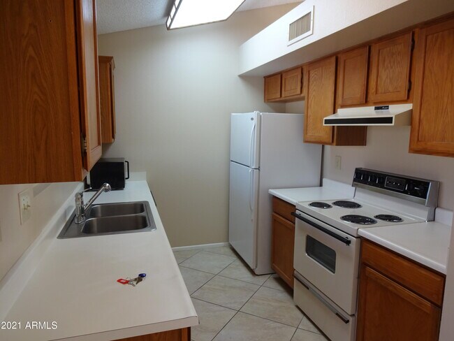 Foto del edificio - 13722 W Gable Hill Dr