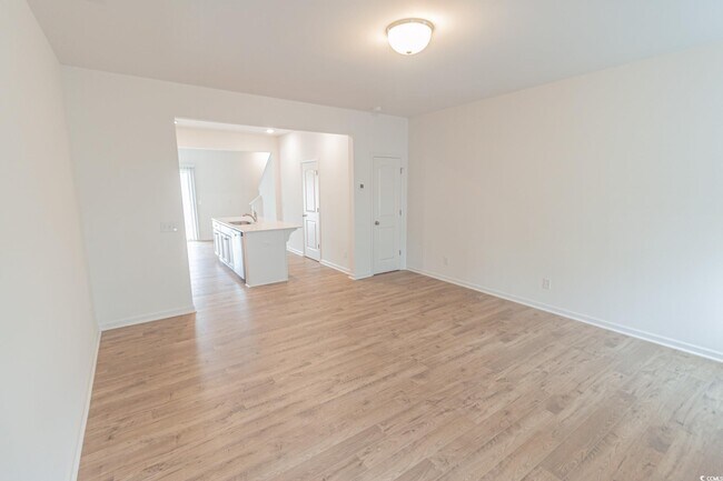 Foto del edificio - 219 Crescent Wy