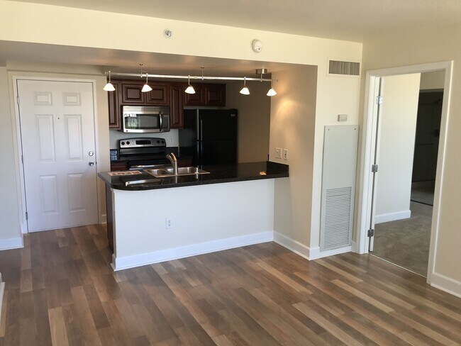 Foto del edificio - 450 N Arlington Ave