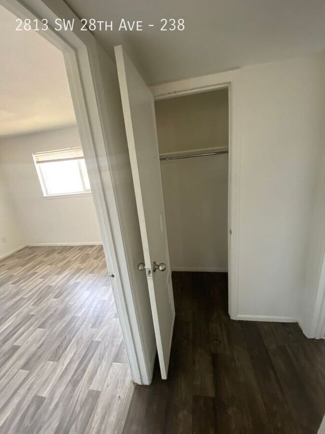 Building Photo - 2813 SW 28th Ave