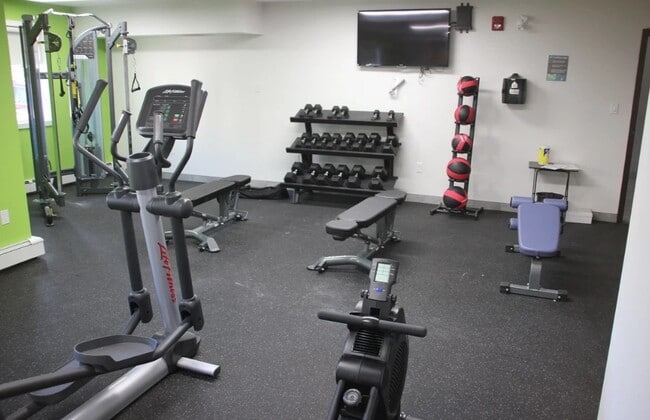 Photo du bâtiment - Avalon Court