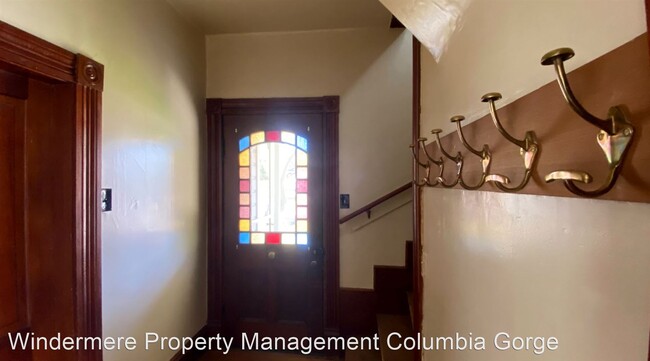 Building Photo - 3 br, 1.5 bath House - 373 NE Williams St
