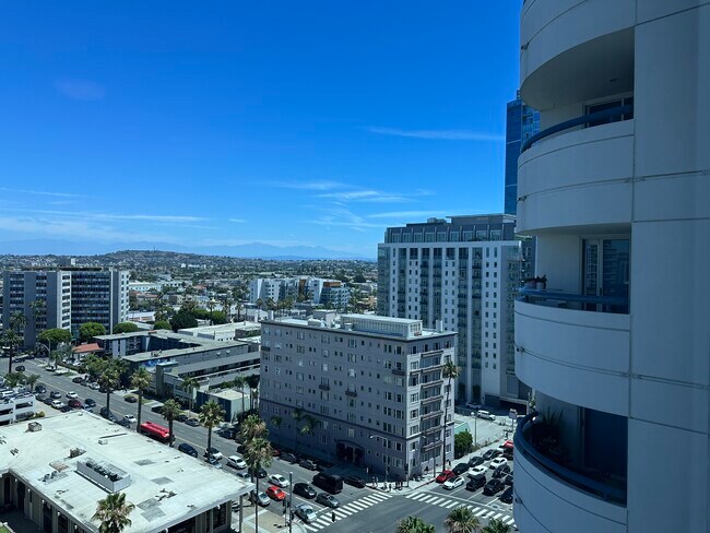 Foto del edificio - 525 E Seaside Way