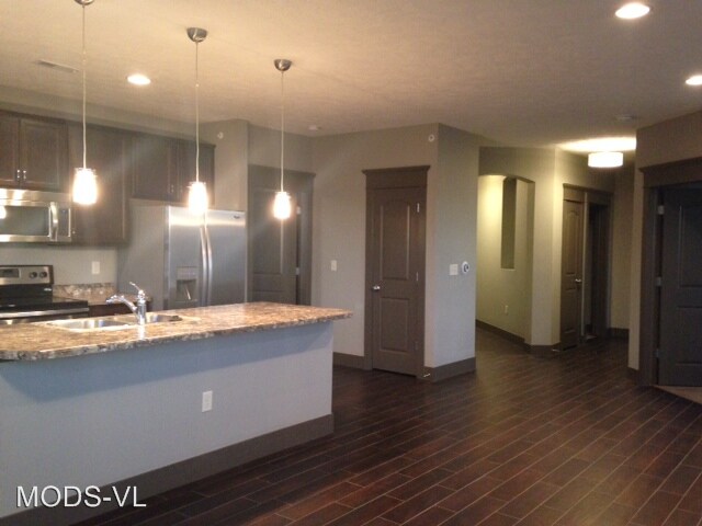 Foto del edificio - 1010 N 192nd Ct