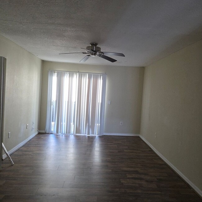 Photo - 922 Lake Destiny Rd Apartment