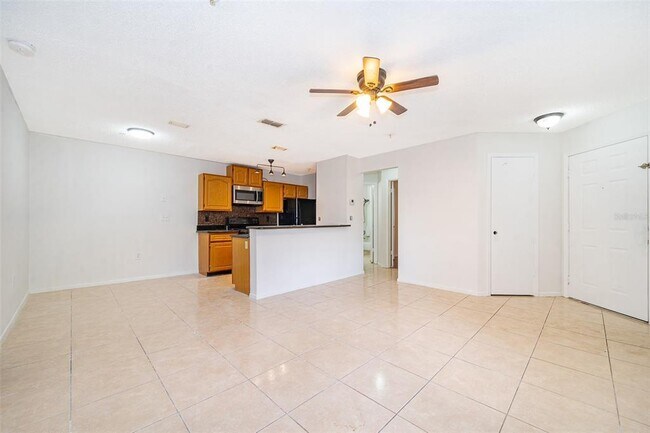 Building Photo - 643 Dory Ln