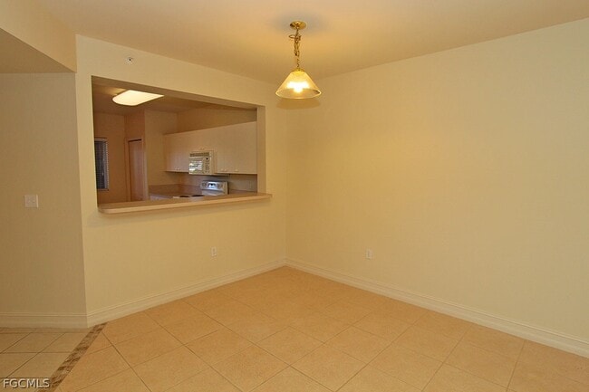 Building Photo - 7823 Regal Heron Cir