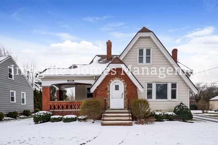 Foto principal - 19457 Purnell Avenue