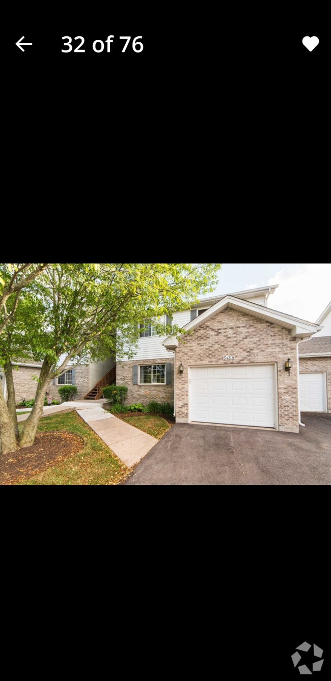 Building Photo - 949 Constance Ln