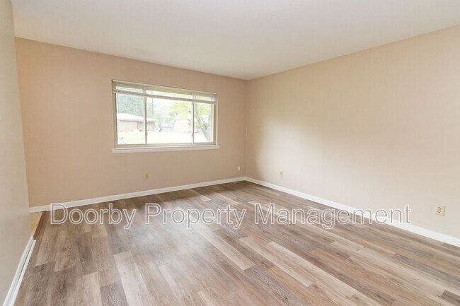 Foto del edificio - 5057 Cameron Ln