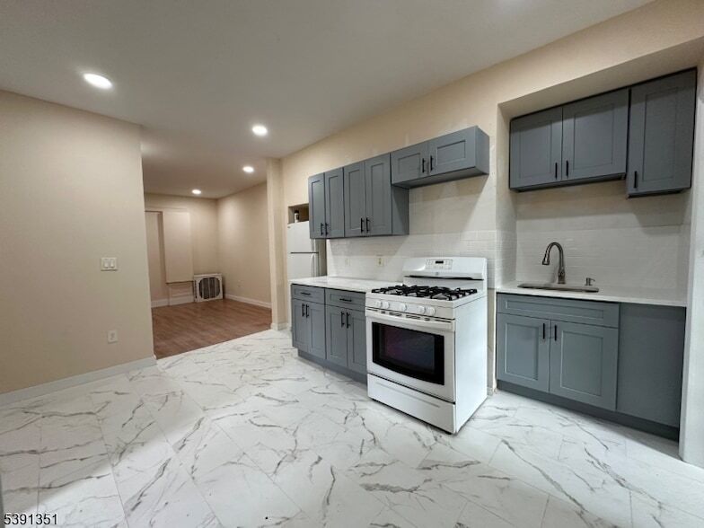 Foto principal - 85 Clifton Ave