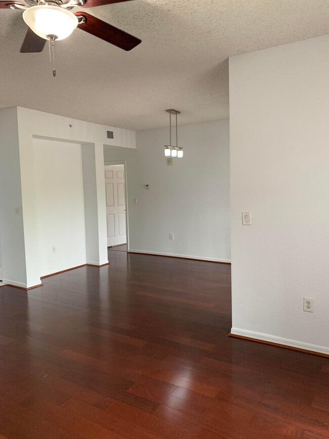 Foto del edificio - 2811 Grande Pkwy