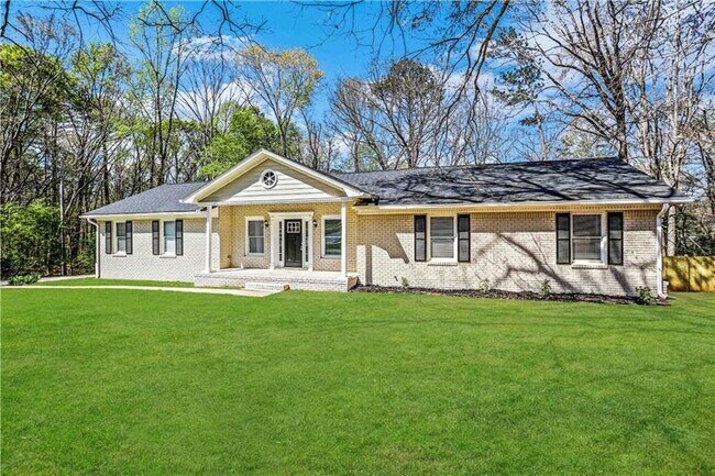 Building Photo - 9137 Woodhaven Dr NW