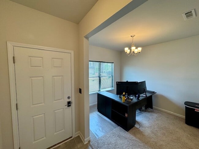 Building Photo - UP TO $500 OFF ONE MONTH!