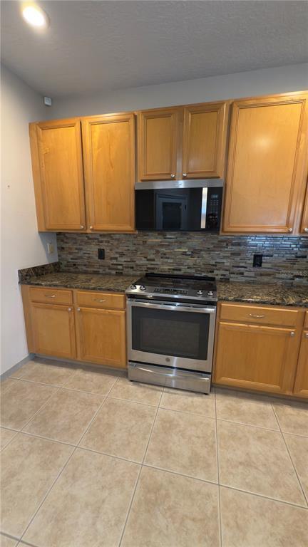 Foto del edificio - 3378 Sterling Lake Cir