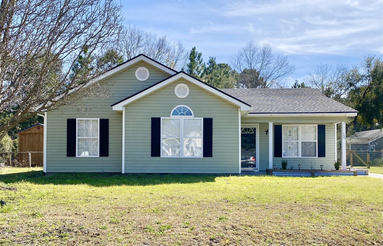 Primary Photo - 36 Southern Magnolia Dr