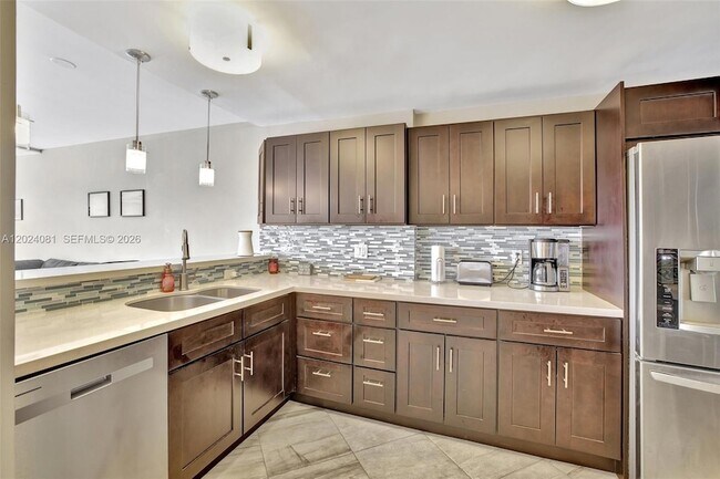 Photo - 3000 E Sunrise Blvd Apartment