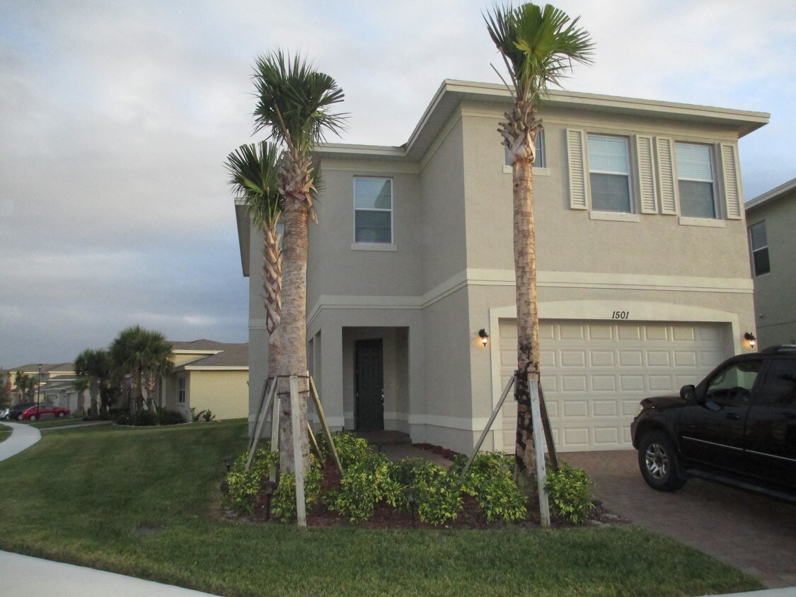 Foto principal - 1501 NW Cataluna Cir
