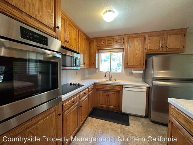 Foto del edificio - 3 br, 2 bath House - 1605 Marty Ct