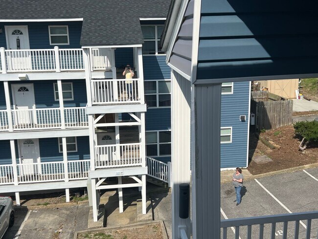 Interior Photo - Pelican Dock Apartments