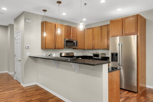 Building Photo - 17790 Valley Cove Ct