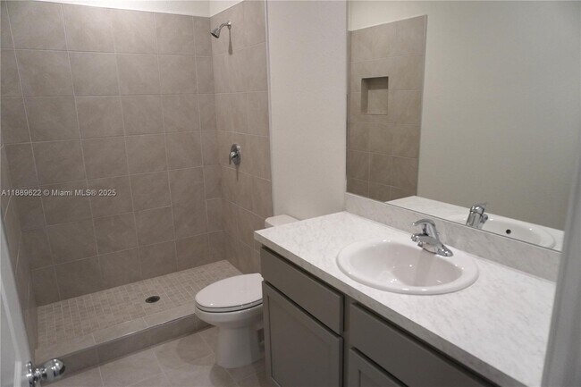 Foto del edificio - 1533 NE 3rd Ave