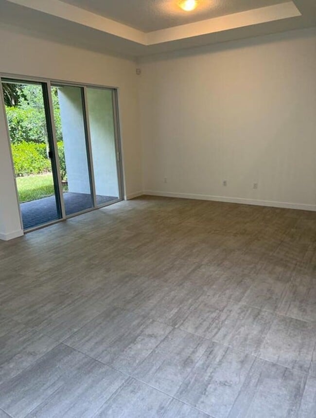 Photo - 1510 Pioneer Way House