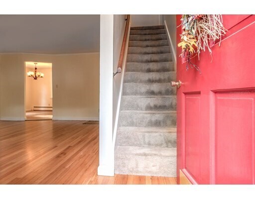 Building Photo - 46 Evergreen Rd
