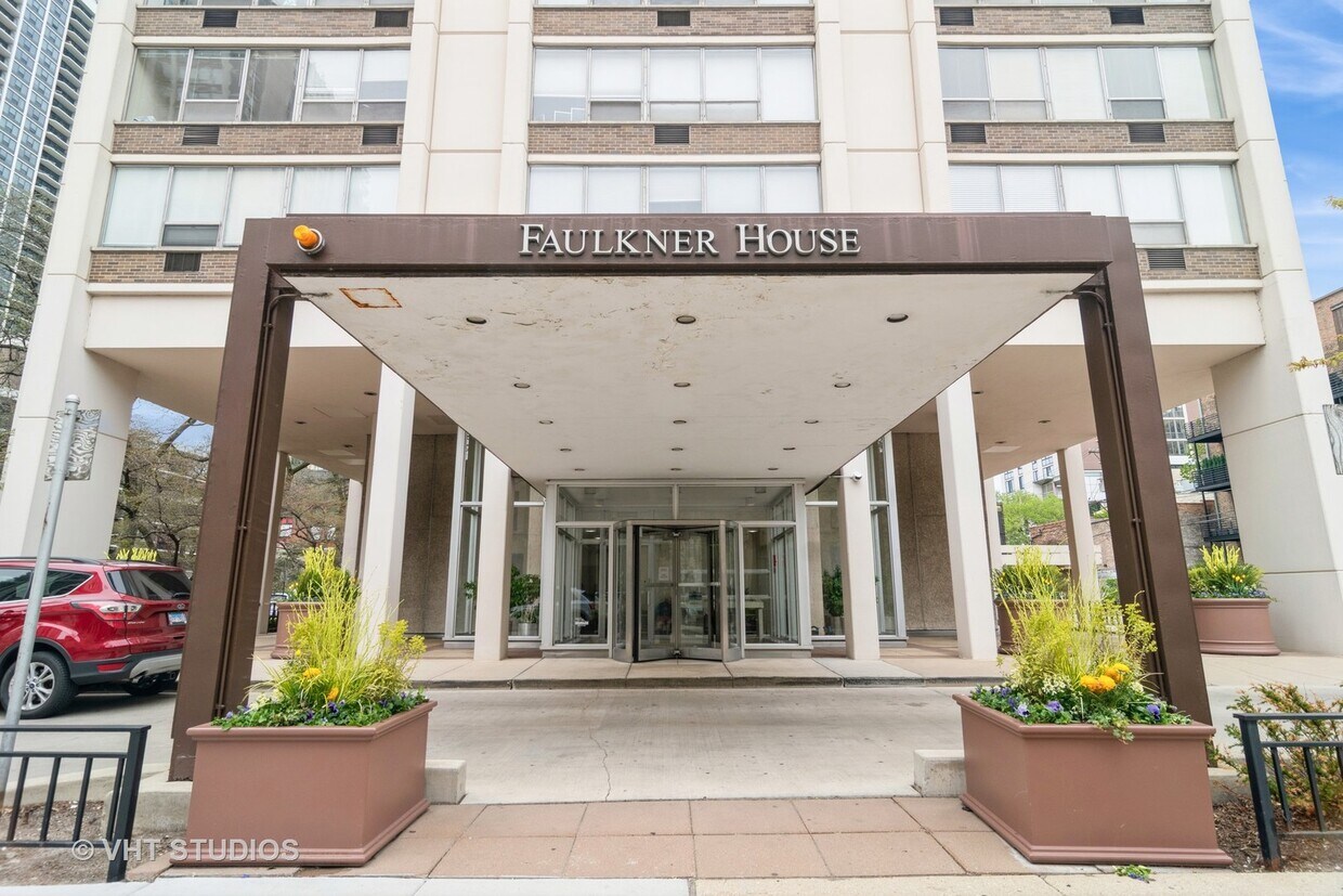 Foto principal - 70 W Burton Pl