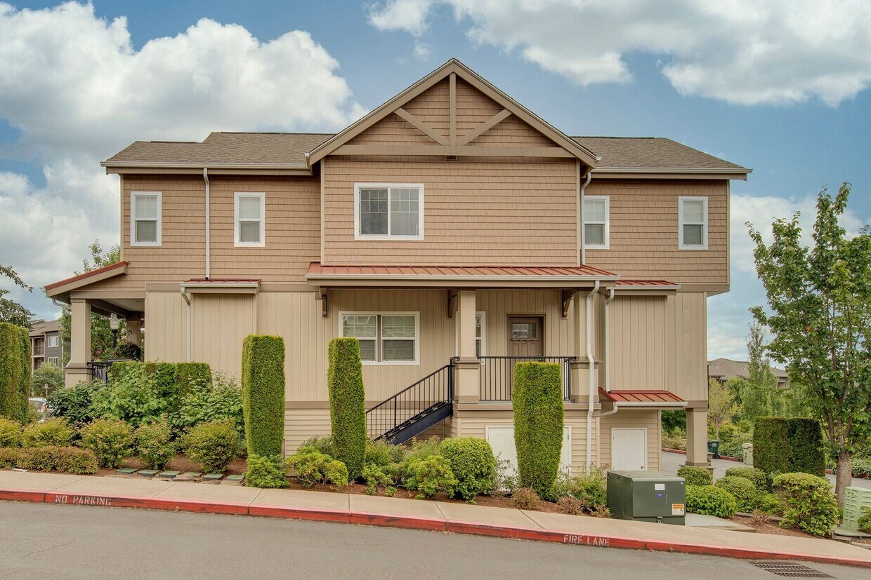 Primary Photo - Timberland Falls Condo - 2bd, 2ba, 1011 sqft, End Unit!