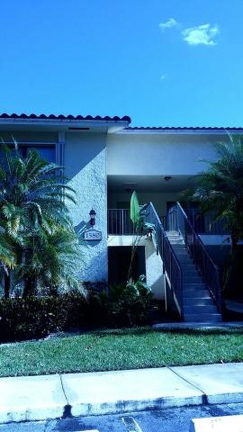 Foto del edificio - 1580 Windorah Way
