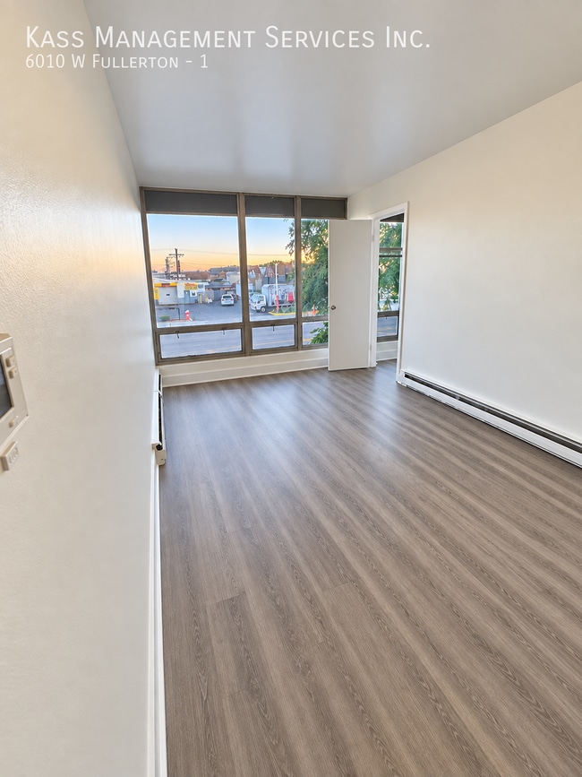Building Photo - 6010 W Fullerton Ave
