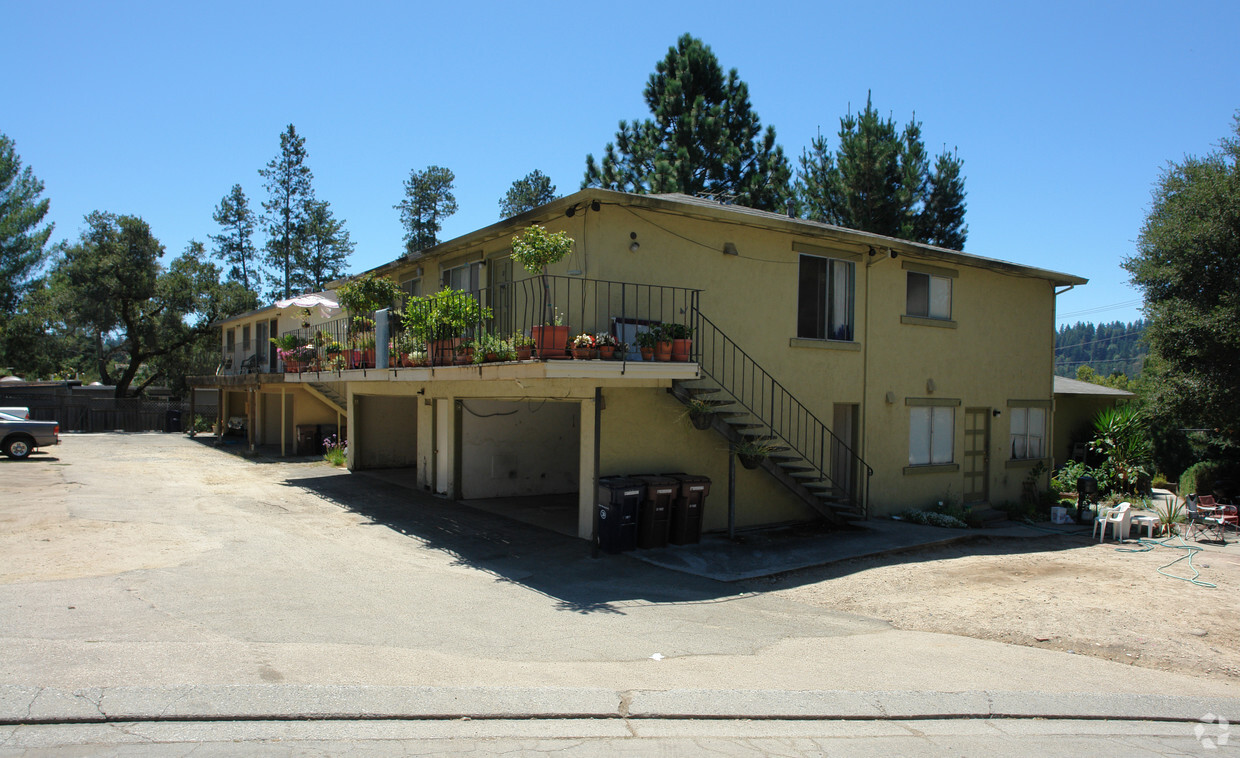 Foto del edificio - 194 Bean Creek Rd