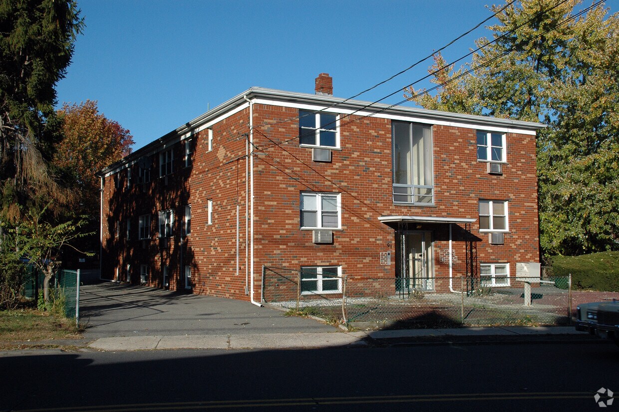 Building Photo - 91 Belleville Ave