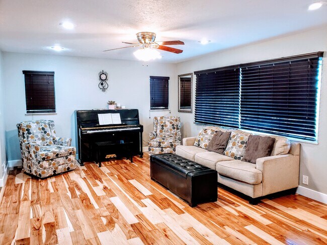 Foto del edificio - 3471 S. 3530 E. Salt Lake City, UT 84109
