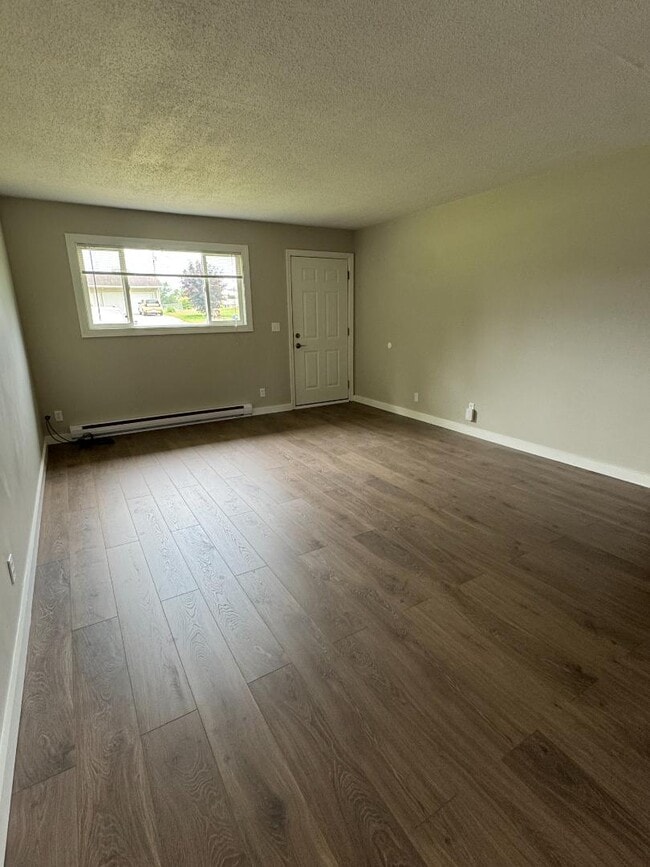Building Photo - 4837 Greenfield Dr