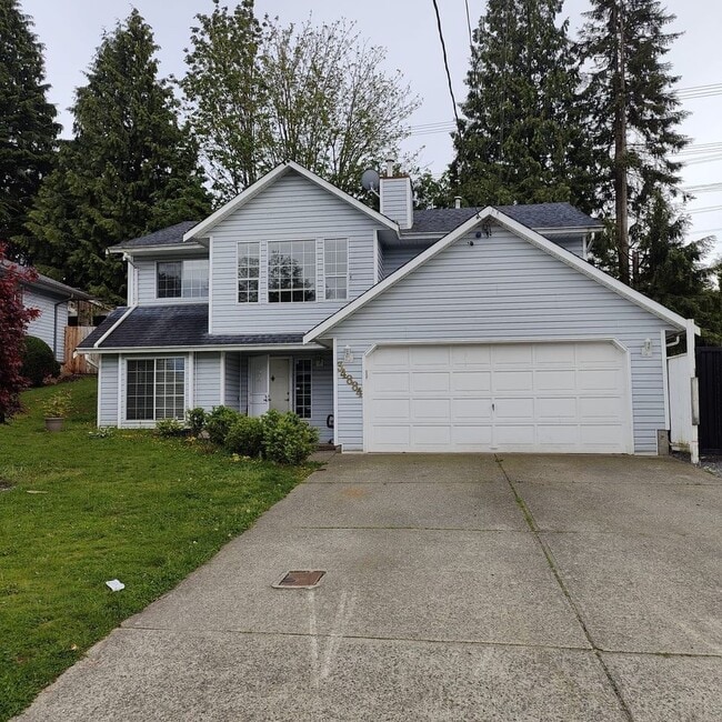 Building Photo - 34884 High Dr