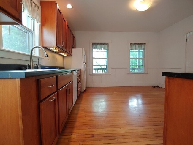 Foto del edificio - 76 Wenham St