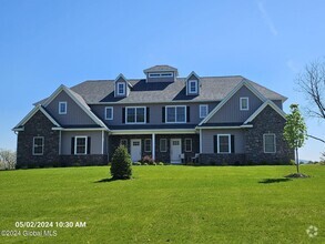 Building Photo - 51 Devitt Rd