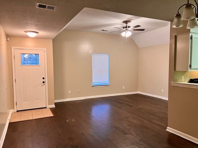 Building Photo - 506 Creekwood Cir S