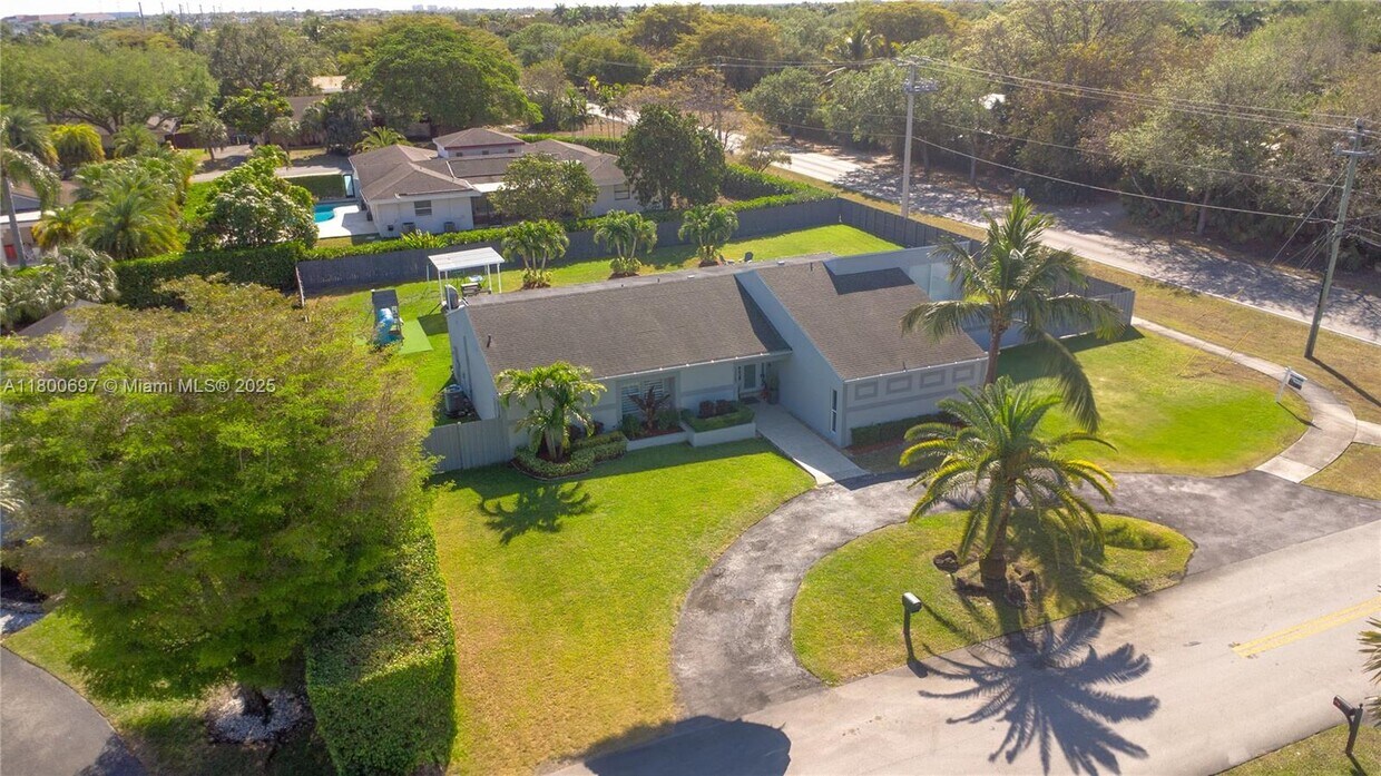 Foto principal - 13561 SW 98th Pl