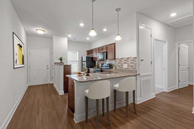 Foto del edificio - Hickory Grove Apartments