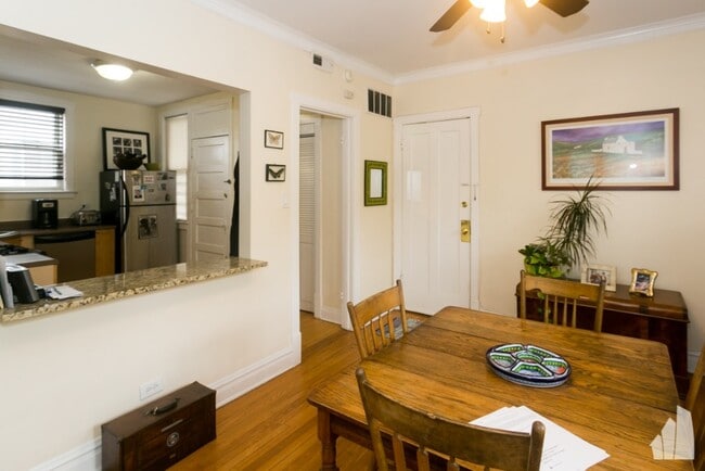 Foto del edificio - 3538 W Grace St