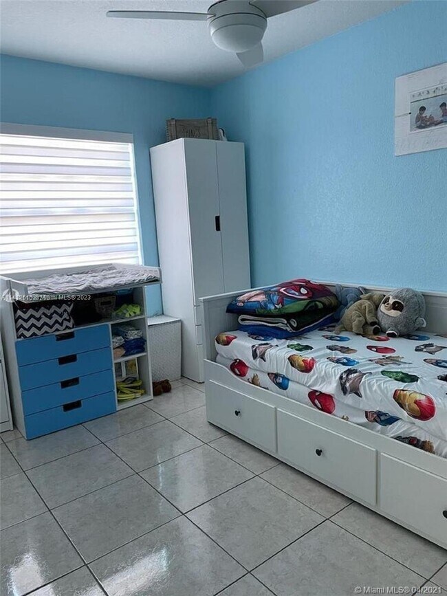 Foto del edificio - 12860 SW 43rd Dr