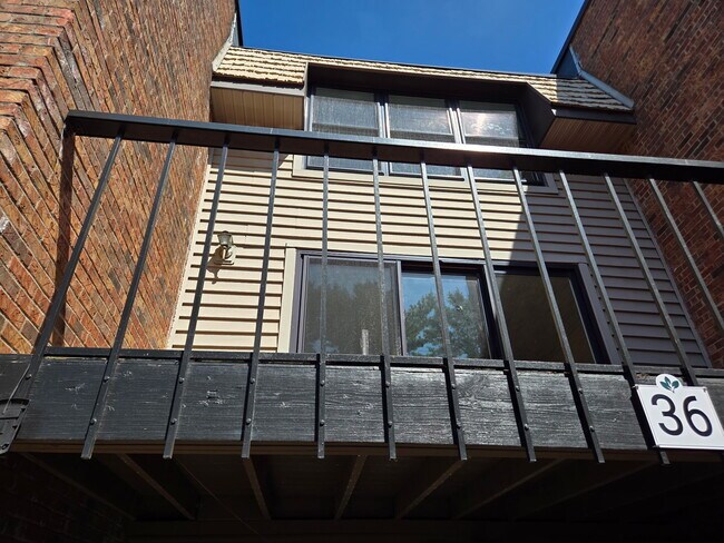 Foto del edificio - 36 Chestnut Hls