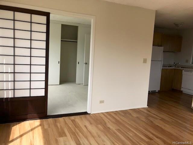 Foto del edificio - 320 ?Ohua Ave