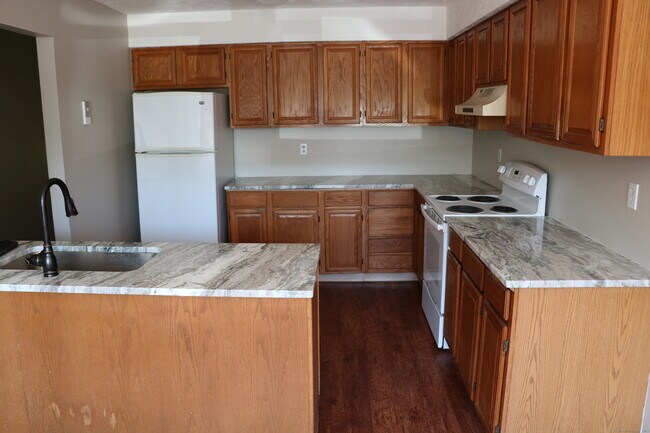 Foto del edificio - 820 Stafford Ave