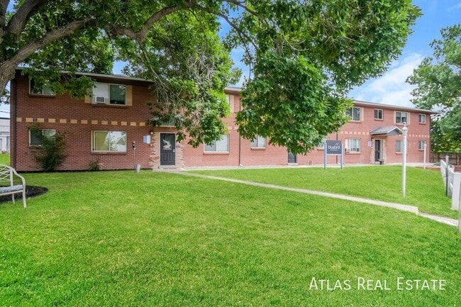Building Photo - 9955 W 59th Pl