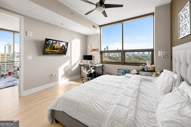 Foto del edificio - 270 17th St NW